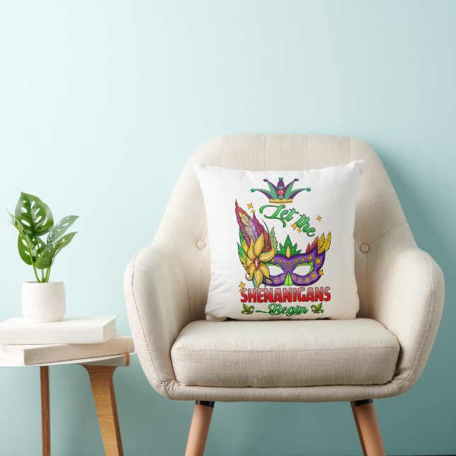 Laissez les frénésies commencer Coussin de Mardi G (Chaise)