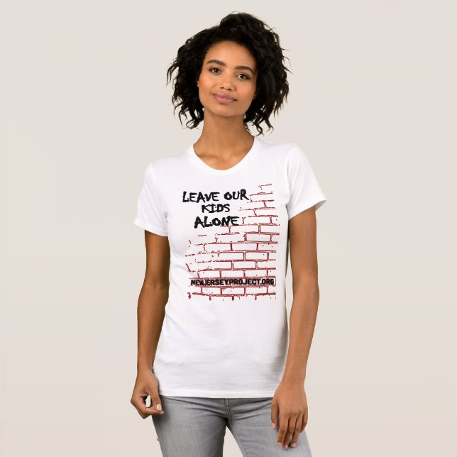Laissez nos enfants en T-shirt (Femme) (Devant entier)