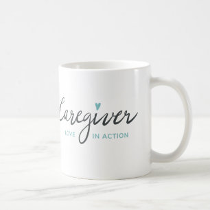 L'amour des aidants en action avec mug à cœur sarc