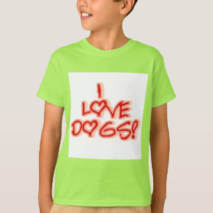 L'amour des coeurs I poursuit des T-shirts et des