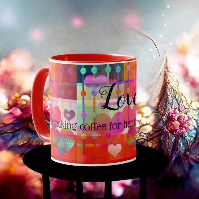 L'amour est... Coeurs colorés Mug (Créateur téléchargé)