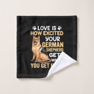L'Amour Est Comme Excité Votre Berger Allemand