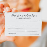 L'Amour Est Un Mariage Aventure Bucket List Cartes<br><div class="desc">Ces belles cartes de conseils pour la liste des mariages "l'amour est une aventure" seront un complément parfait à la table des livres d'hôtes. Vous aurez tous les invités à discuter de leurs meilleures idées d'aventure pour les jeunes mariés. Une partie de la collection Alejandra.</div>