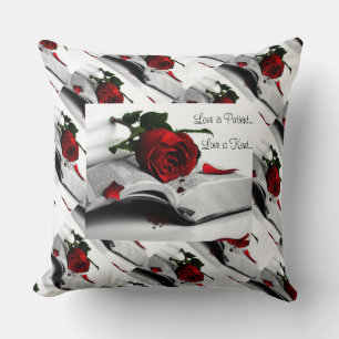 L'Amour Est Un Oreiller À Thon Coussin De Classe A