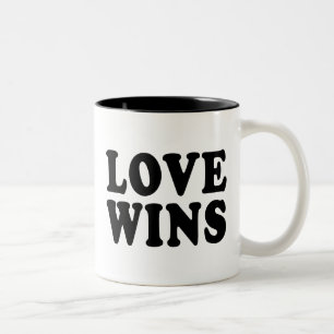 L'amour gagne la tasse