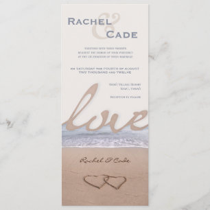 L'amour sur les invitations de mariage sur la plag