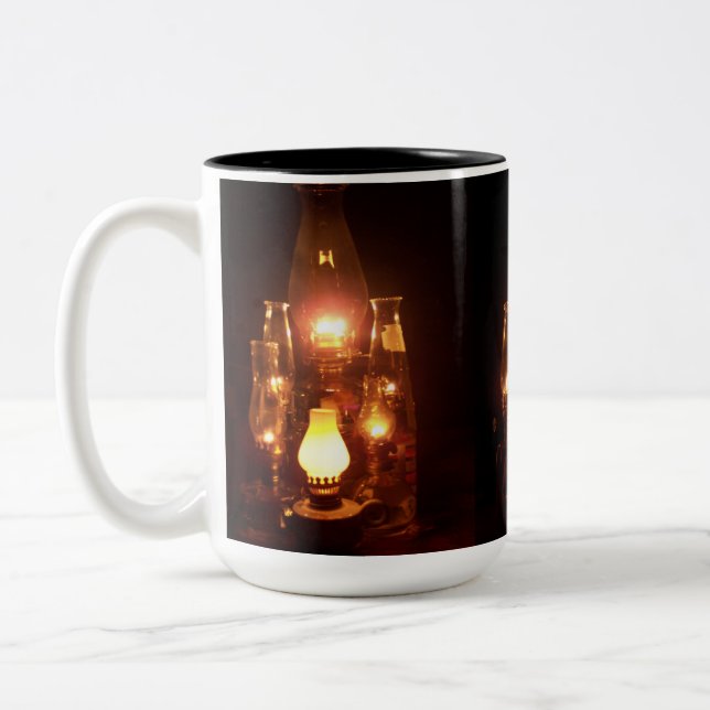 Lampes à huile d'antiquité de l'époque Bygone Mug  (Gauche)