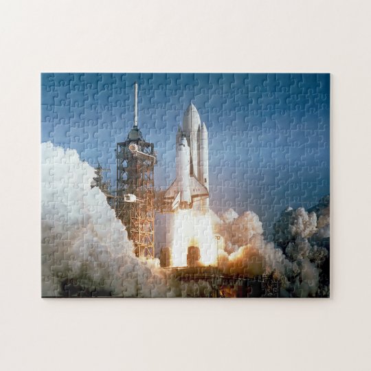Lancement de Colombie de navette spatiale de la Puzzle