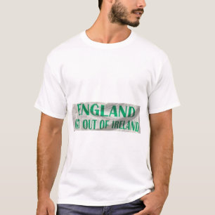 L'Angleterre sortent du T-shirt de l'Irlande
