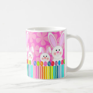 Lapin de Pâques coloré et Mug d'oeufs