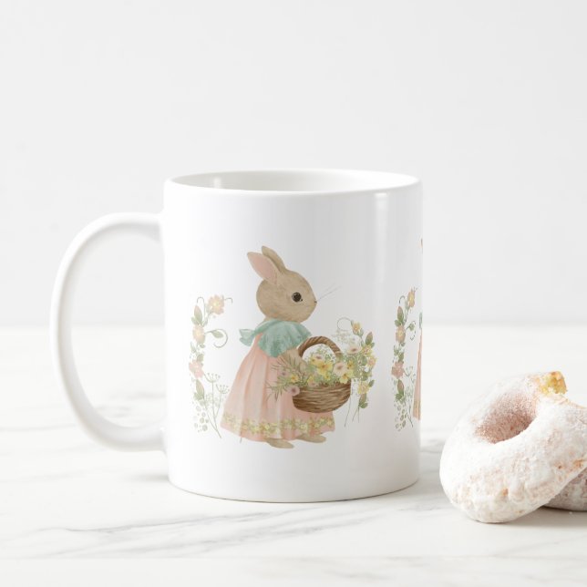lapin pierre vintage avec fleurs Café Mug (Avec donut)