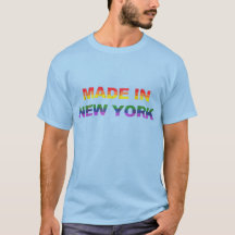 L'arc-en-ciel fait à New York a affligé le T-shirt