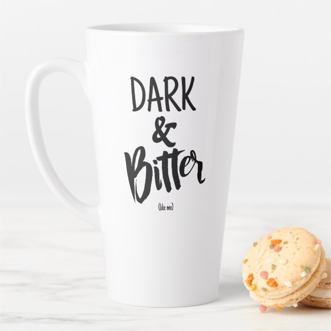 Large Latte Mug - Dark & Bitter (En situation)