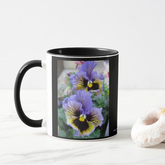 Large Purple Pansies Mug 11 oz (Avec donut)