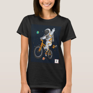 L'astronaute à cheval sur un T-shirt BMX