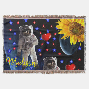 L'astronaute du tournesol lance la couverture