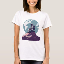 L'astronaute solitaire sur la lune T-shirt