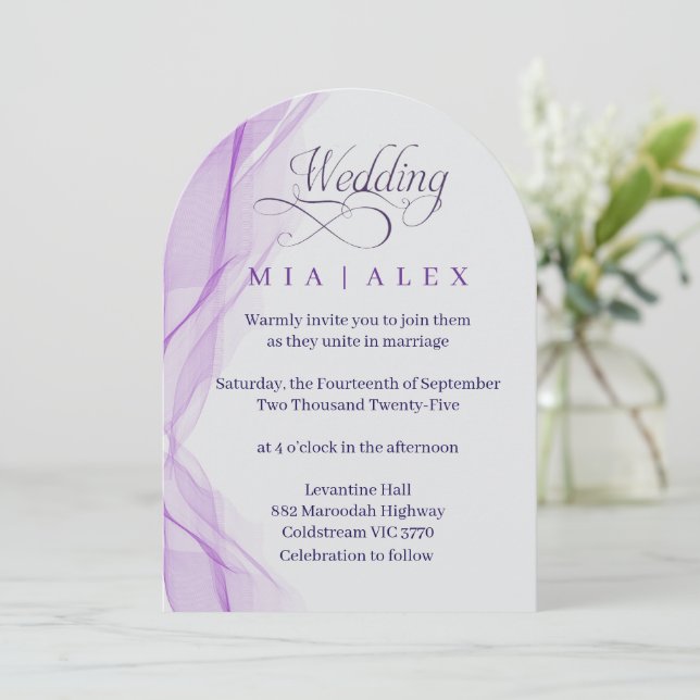 Lavender Arch Elegant Wedding Invitation (Debout devant)