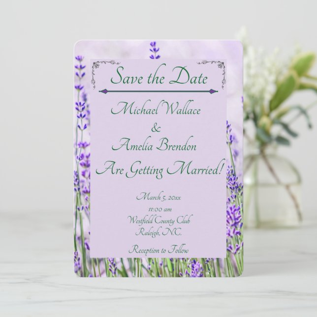 Lavender Fields Wedding Enregistrer la carte Date (Debout devant)