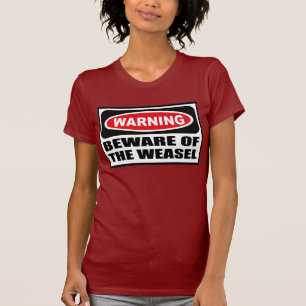 L'avertissement PRENNENT GARDE du T-shirt foncé