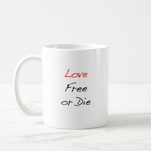 Le "amour libre ou meurent" tasse de café (Gauche)