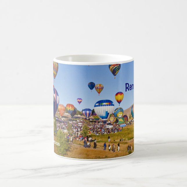Le ballon de Reno emballe la tasse (Centre)