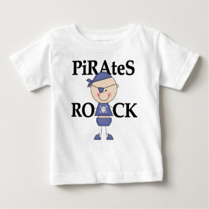 Le bébé pirate des T-shirts et des cadeaux de