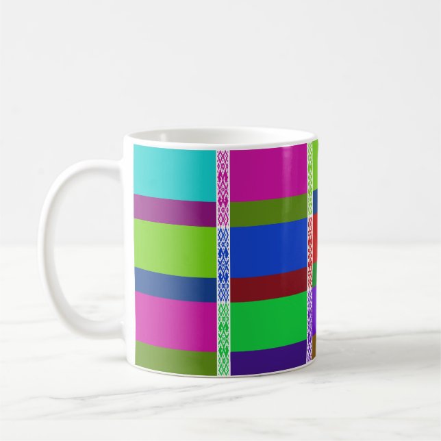 Le Belarus Multihue marque la tasse (Gauche)