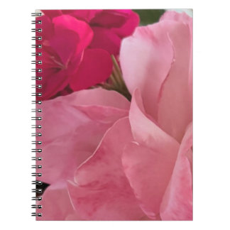 Le cahier de notes sur les roses classiques 
