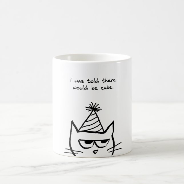 Le chat déteste des anniversaires - tasse de café (Centre)