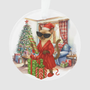 Le chat fait du boxing de Noël