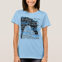 Le cheval multiplie le bleu de T-shirt de dames