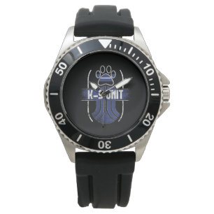 Le chien policier K-9 amincissent la montre