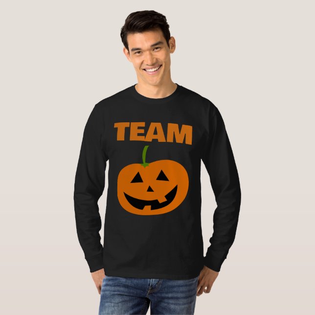 LE CITROUILLE D'ÉQUIPE HALLOWEEN T-SHIRTS (Devant entier)