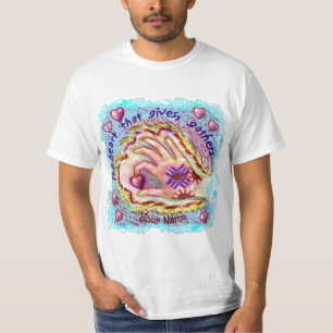 Le coeur donne aux gens un t-shirt chrétien