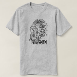 Le cru a dénommé le T-shirt classique de moto