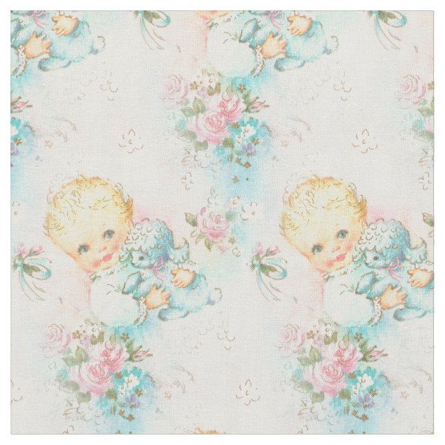 Le cru a inspiré le bébé avec le tissu d'agneau (Fermer)