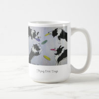 Le disque de vol poursuit la tasse