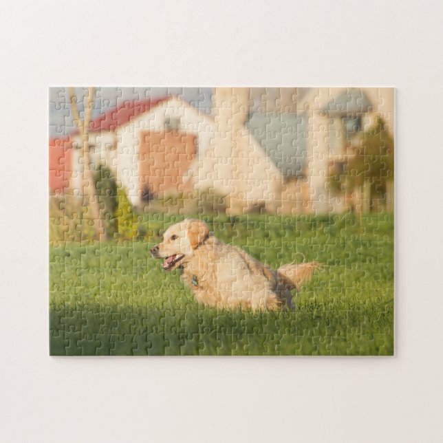 Le gabarit de golden retriever a vu le puzzle (Horizontal)