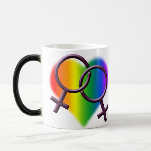 Le gay pride des femmes met en forme de tasse des