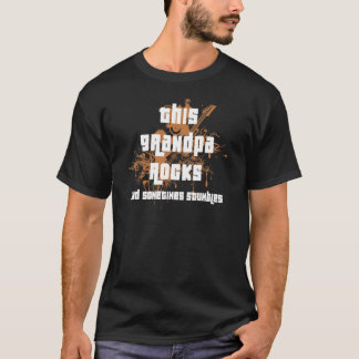 Le grand-papa drôle bascule et trébuche T-shirt