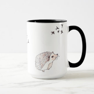 Le hérisson aspire tasse