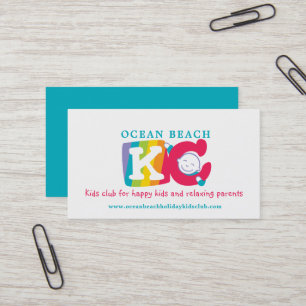 Le kc badine le carte de visite heureux d'enfant
