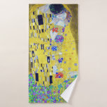 Le Kiss, Gustav Klimt<br><div class="desc">Gustav Klimt (14 juillet 1862 - 6 février 1918) était un peintre symboliste autrichien et l'un des membres les plus en vue du mouvement de la sécession de Vienne. Klimt est réputé pour ses peintures, peintures murales, croquis et autres objets d'art. Outre ses oeuvres figuratives, qui comprennent des allégories et...</div>
