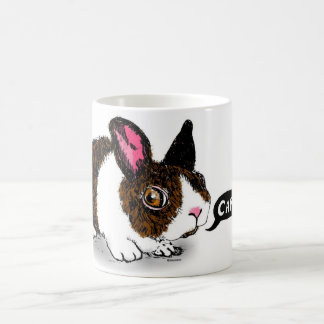 Le lapin veulent la tasse de carotte
