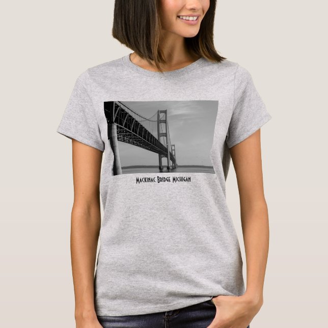 Le long du pont Mackinac T-shirt en niveaux de gri (Devant)