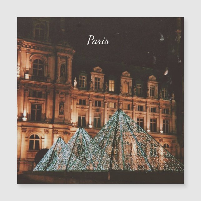 Le Louvre, Paris, France (Devant)