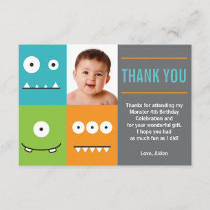 Le monstre mignon fait face au Merci