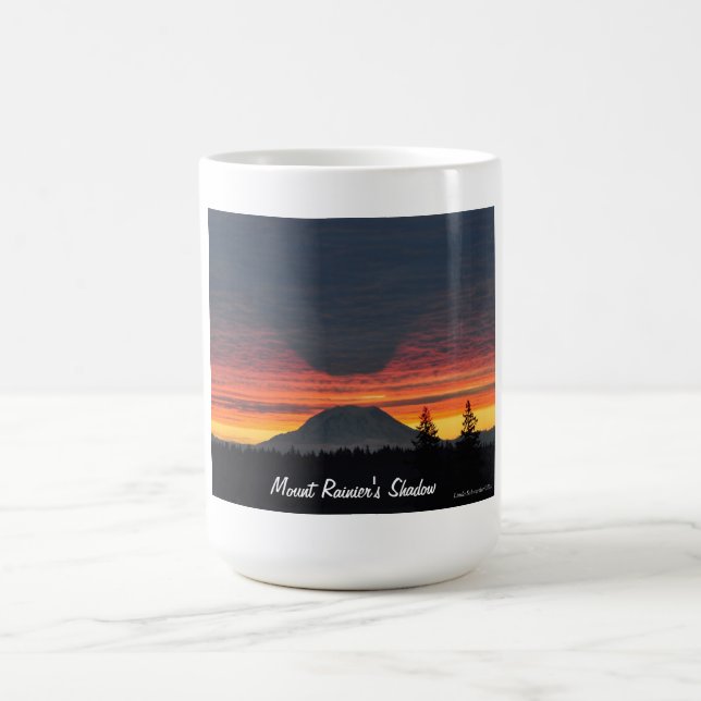 Le mont Rainier et sa tasse d'ombre (Centre)