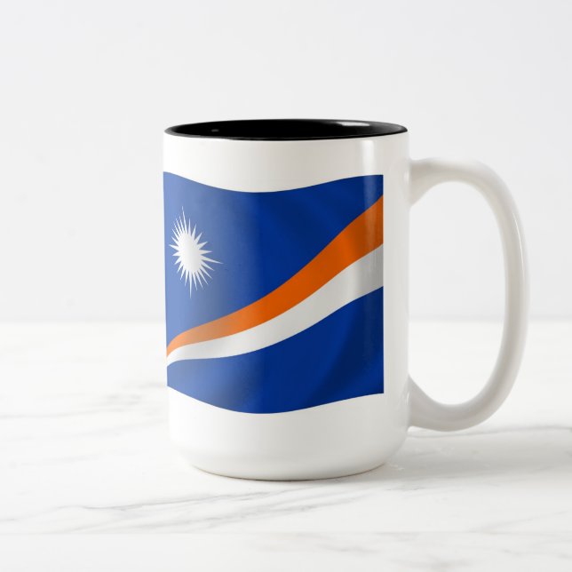 Le Mug du drapeau des Îles Marshall (Droit)